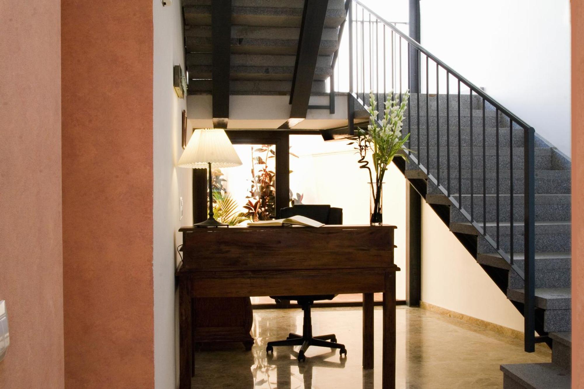 Apartamentos La Fuente Kordoba Bagian luar foto