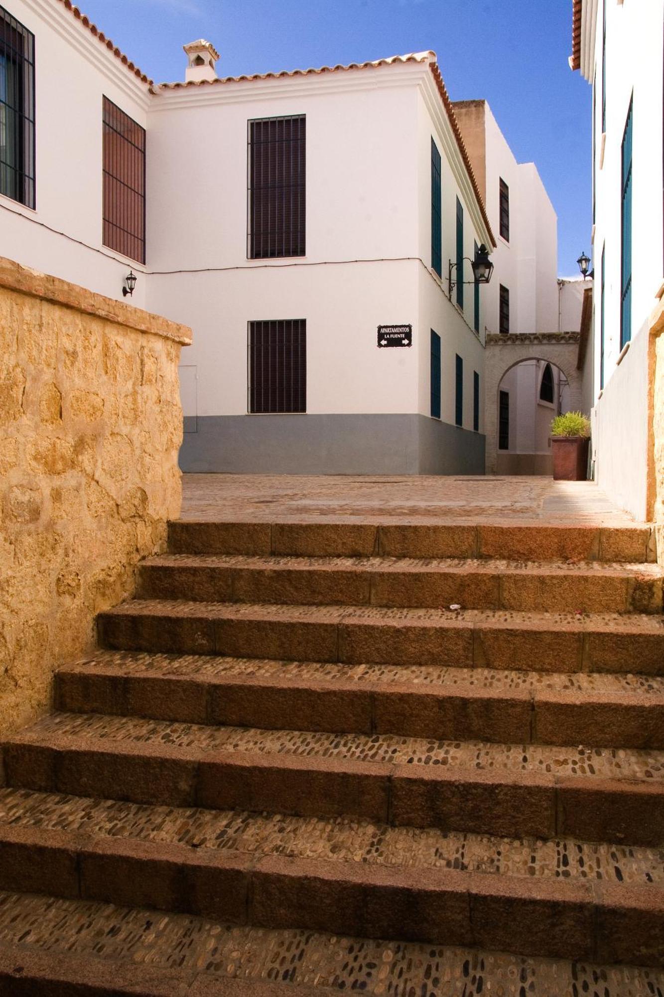 Apartamentos La Fuente Kordoba Bagian luar foto